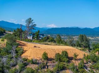 15869 Highland Cir, Redding, CA 96001