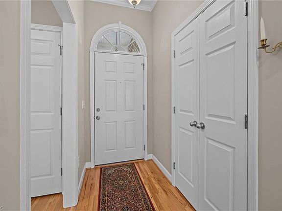 5th image of 115 Birkdale Dr
