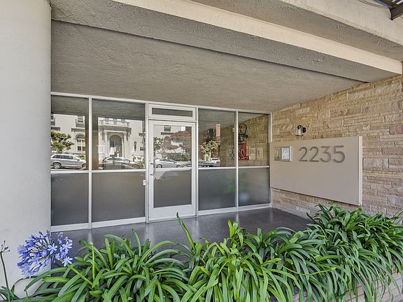 2nd image of 2235 Broadway St #20