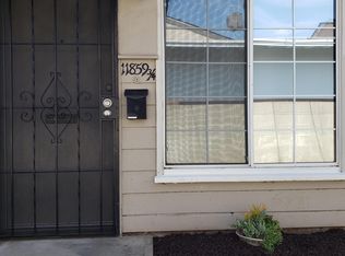 11859 207th St, Lakewood, CA 90715