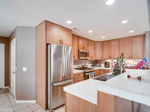 5th image of 31273 Sunset Ave