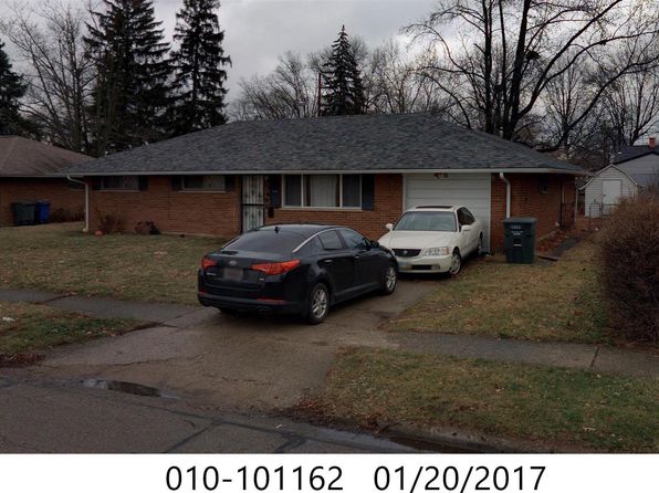 3496 Roswell Dr