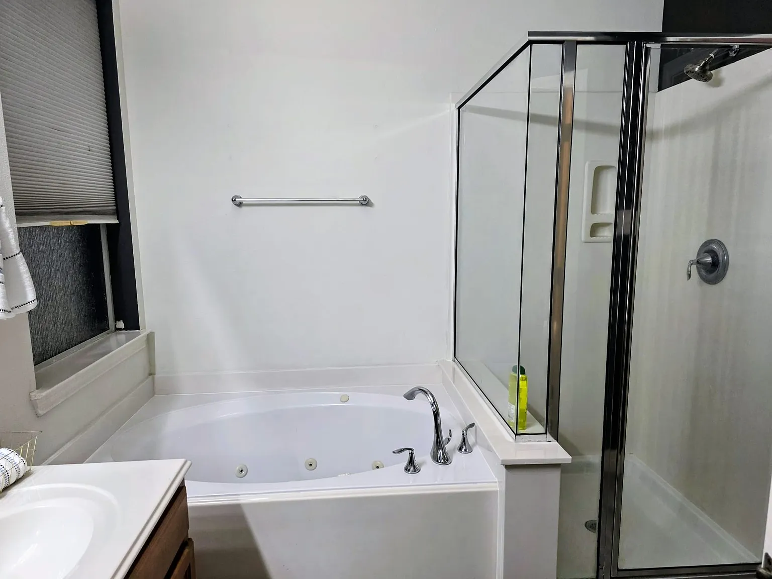 3 bed, 1513 sqft, $2,600 — Photo 2