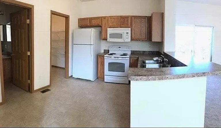 9166 Walker Park Dr — Photo 5