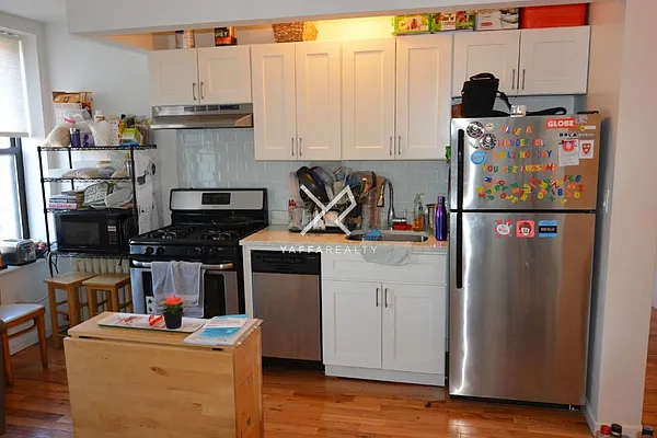 Rented by Yaffa Realty LLC | media 1