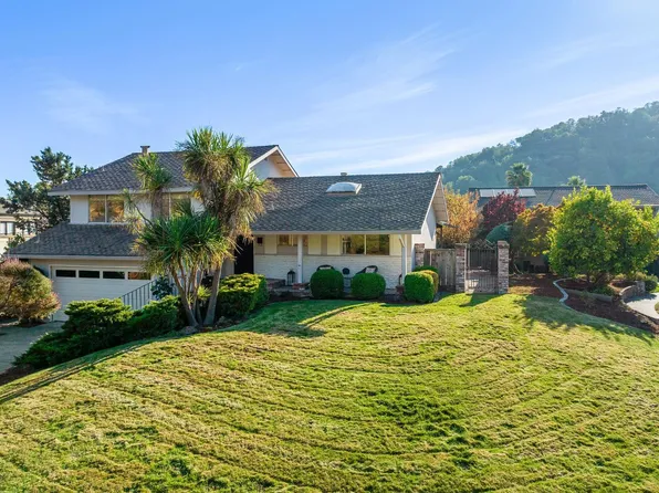 7 Hearthstone Court, San Rafael, CA 94903