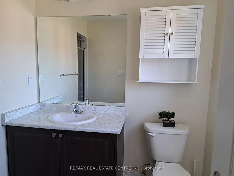 300 Bedrock Dr — Photo 10