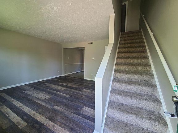 4th image of 305 Lake St APT 14