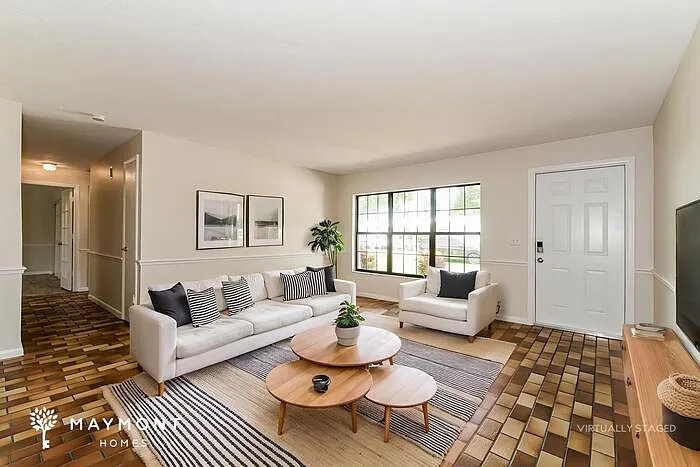 3 bed, 2.0 bath, 1427 sqft, $2,275 — Photo 4