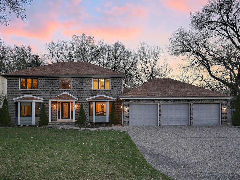 1st image of 105 Krestwood Dr