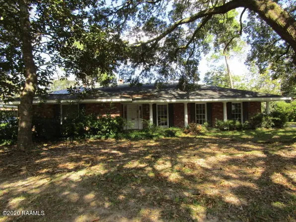 203 E Smiley St, Opelousas, LA 70570
