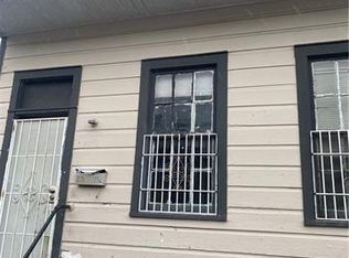 2316 Harmony St, New Orleans, LA 70115