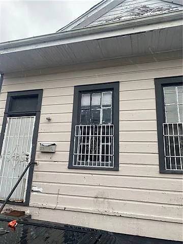 2316 Harmony St Photo 1