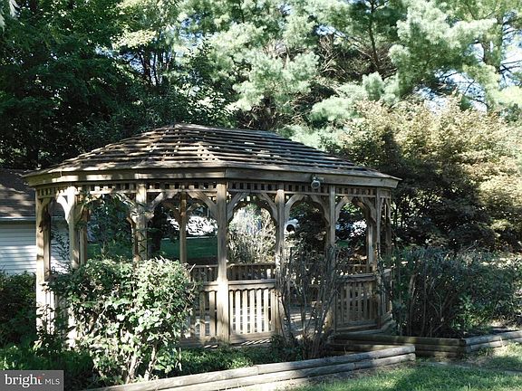gazebo