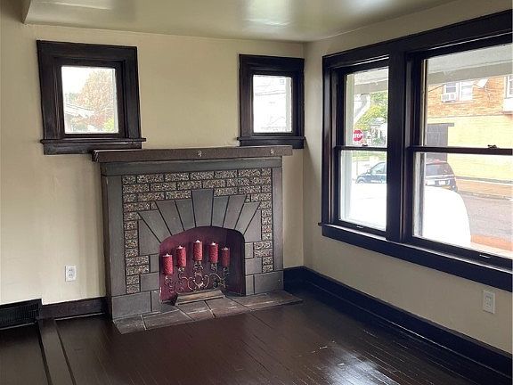 4th image of 8217 Brinsmade Ave