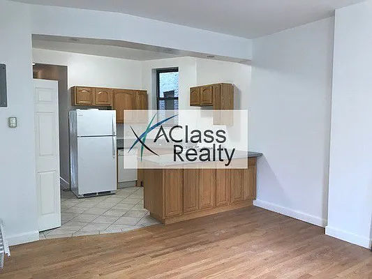 Rented by A Class Realty Corp | media 16