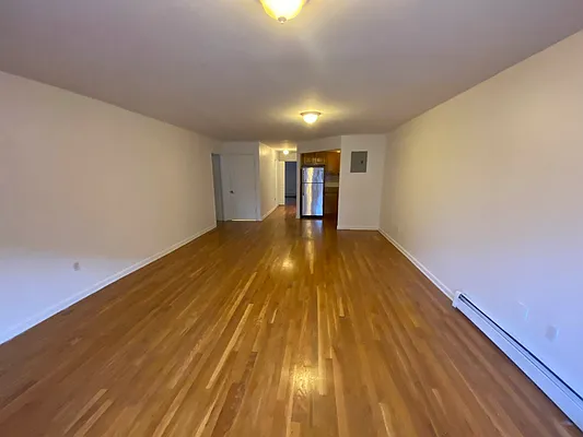 Rented by Premier Metro Realty Corp | media 15