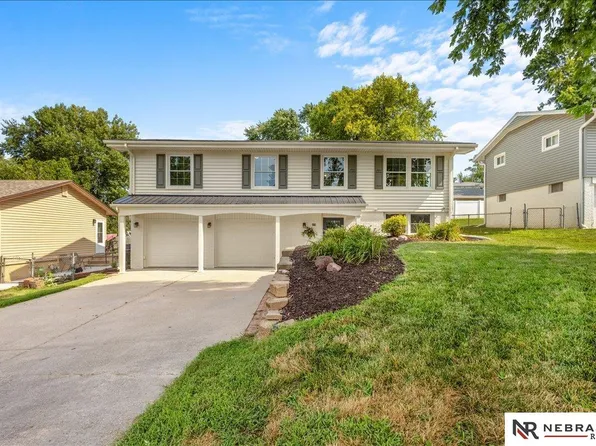 9616 Meredith Ave, Omaha, NE 68134