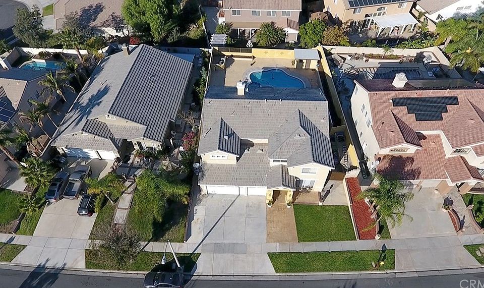 2nd image of 767 Hearst Way