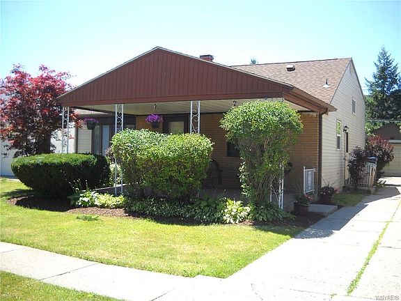 2nd image of 81 Ellsworth Dr
