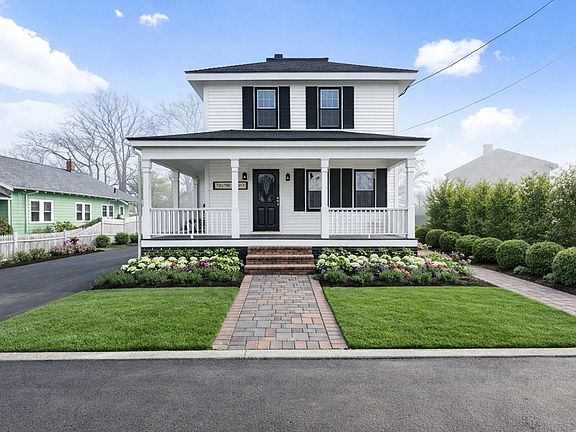 3rd image of 263 Summer St