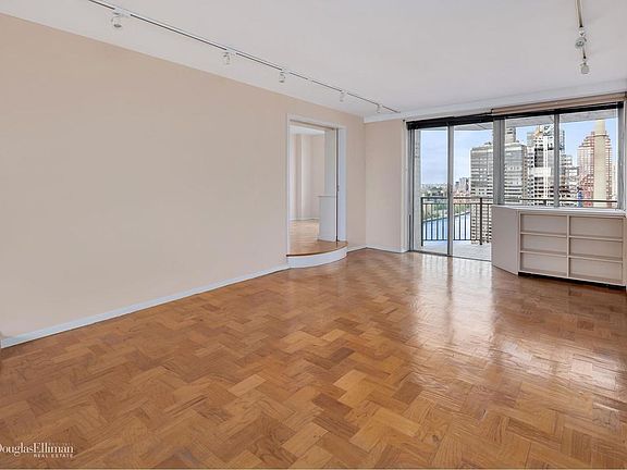 2nd image of 515 E 79th St APT 31D