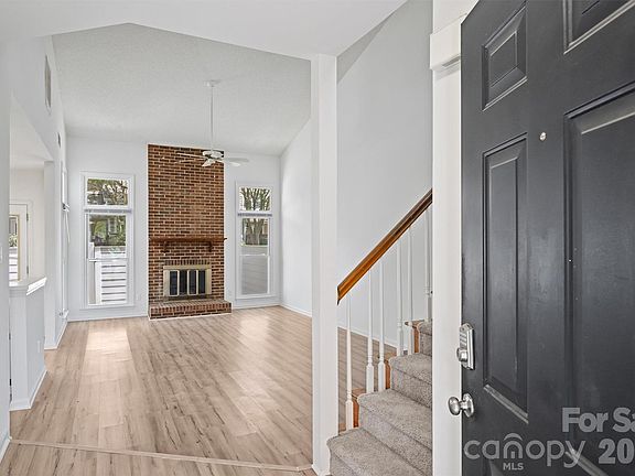 2nd image of 9121 Kings Canyon Dr