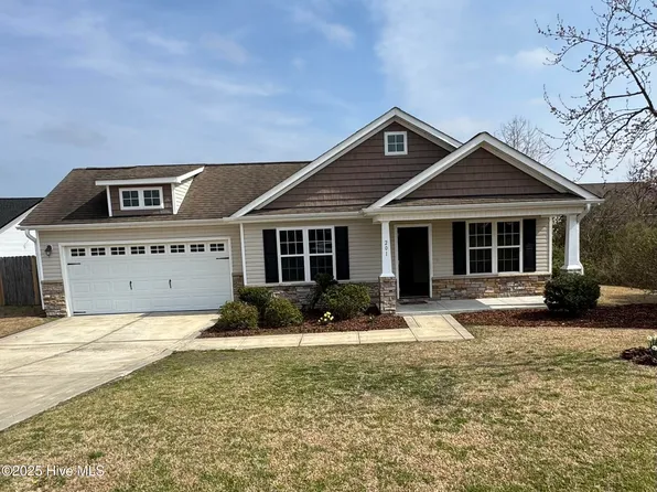 201 Mccain Street, Beulaville, NC 28518