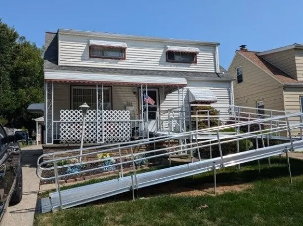 955 E 223rd St, Euclid, OH 44123