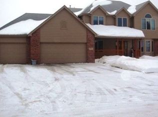 6908 W Strabane Trl, Sioux Falls, SD 57106