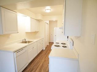 1075 NW 123rd Ave APT 3, Portland, OR 97229