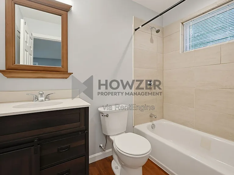 4 Johnson St #B — Photo 20