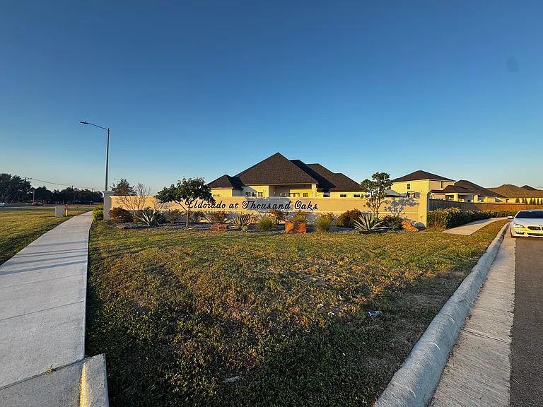 4004 Ventura Ave #2 — Photo 22