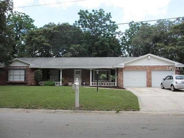 1st image of 7103 Woodfield Dr