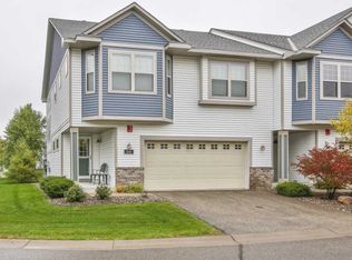 3141 Frontier Dr, Woodbury, MN 55129