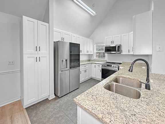3rd image of 3353 Westchester Square Blvd APT 202