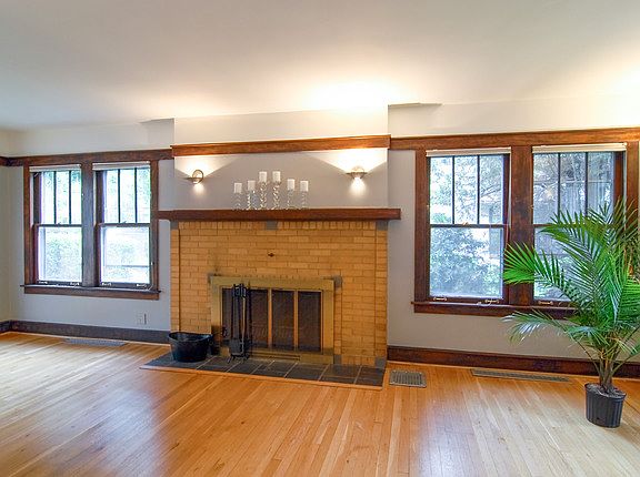 3rd image of 343 Keystone Ave