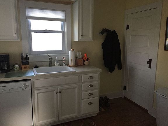 Kitchen, door to garage