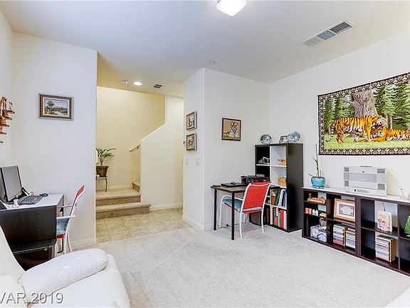 5th image of 4567 Townwall St