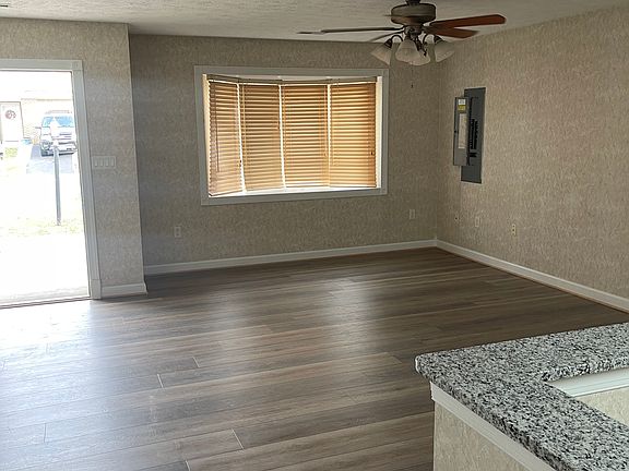 3rd image of 14274 Shelby Cir