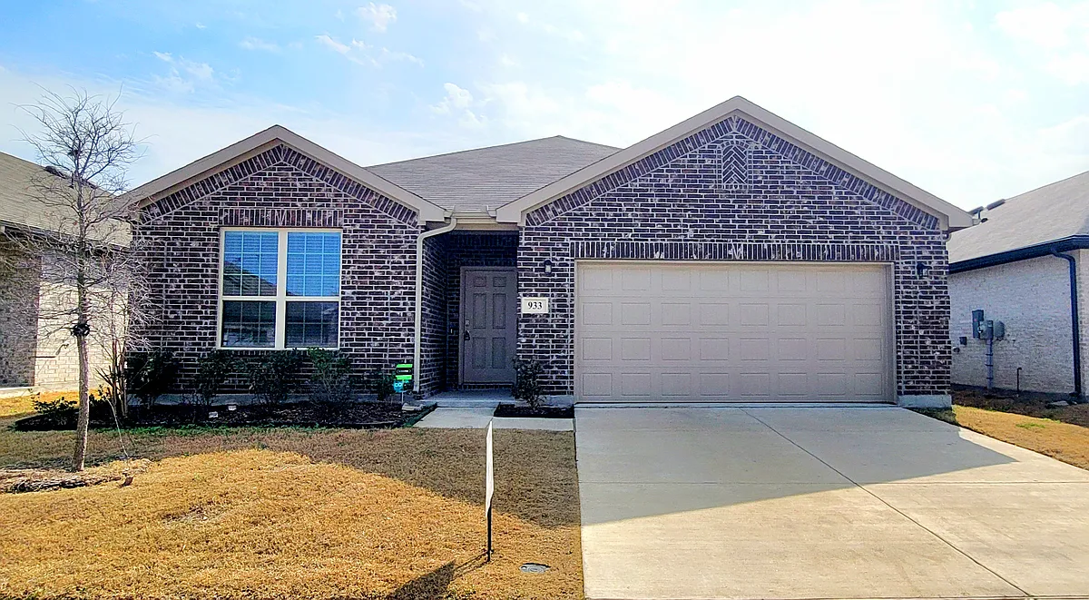 Building Photo - 933 Ravenwood Ln