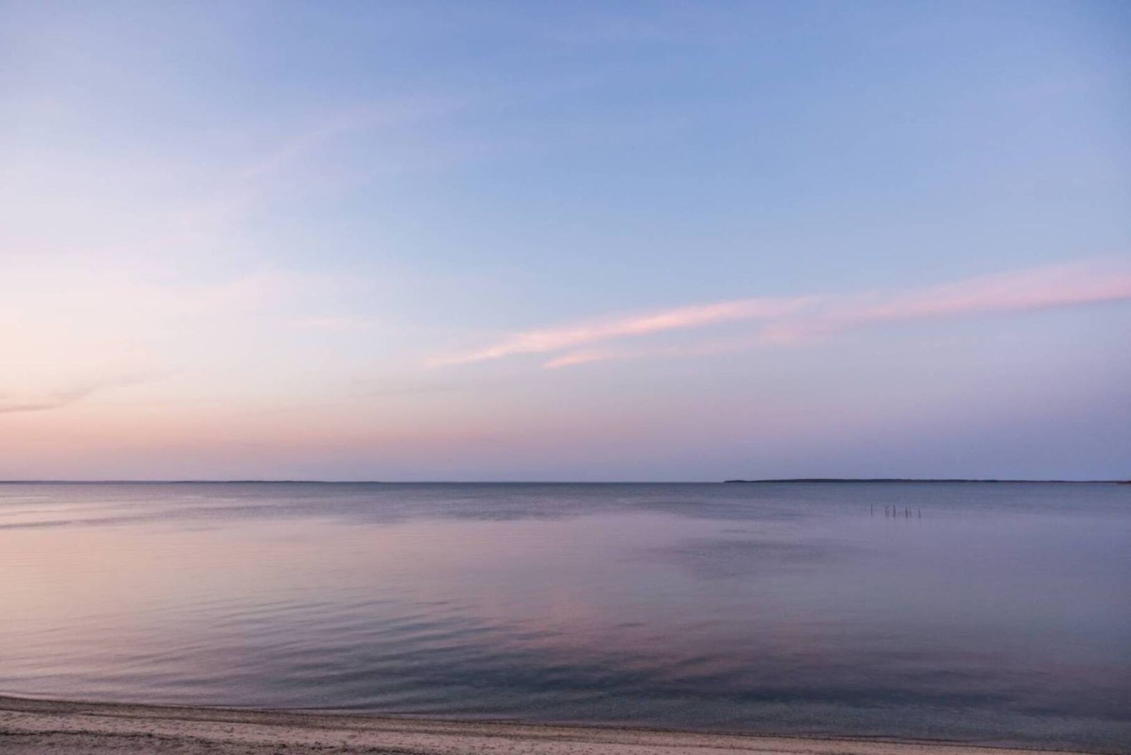  Enjoy Soft Bayfront Sunsets