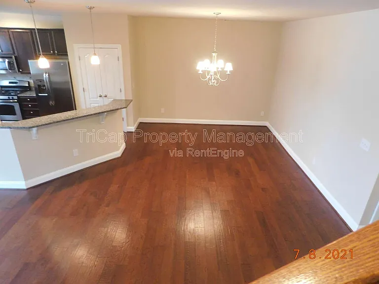 8030 Upper Lake Dr — Photo 7