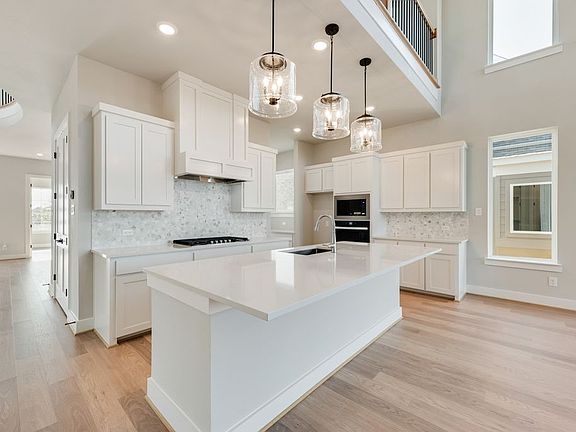 7th image of this home