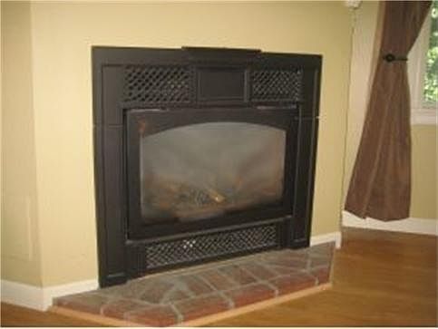 3rd image of 9 N College St