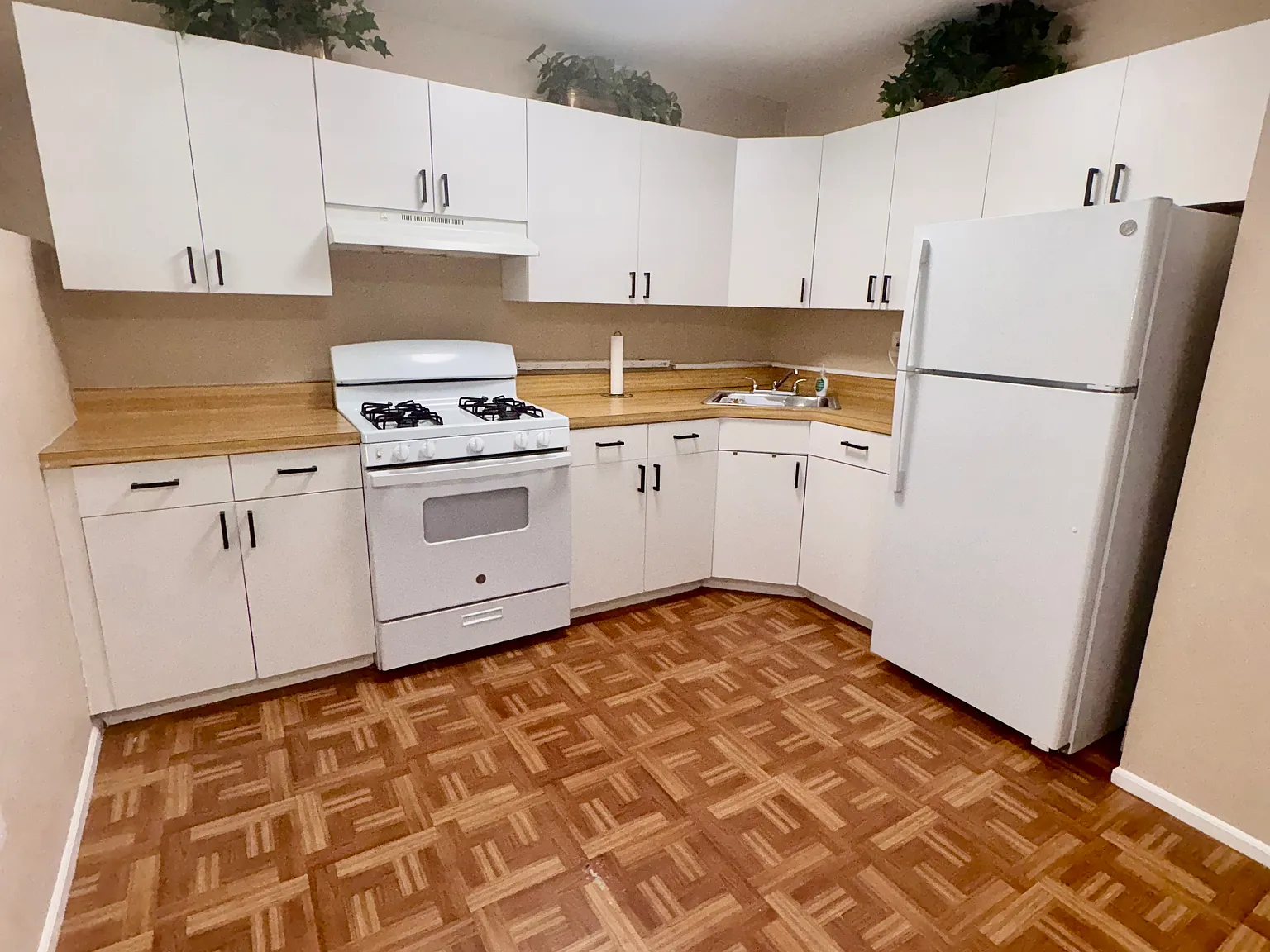 1 bed, $1,600 — Photo 3