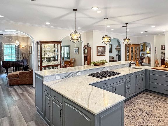 3rd image of 6660 SW 52nd Ln