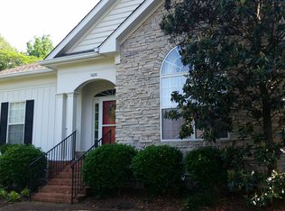 5620 Oakes Dr, Brentwood, TN 37027