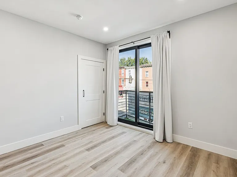 Triad Apartments: Brand New near Drexel & Penn — Photo 22