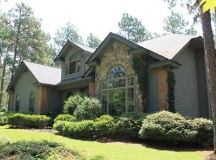 745 Lake Dornoch Dr, Pinehurst, NC 28374